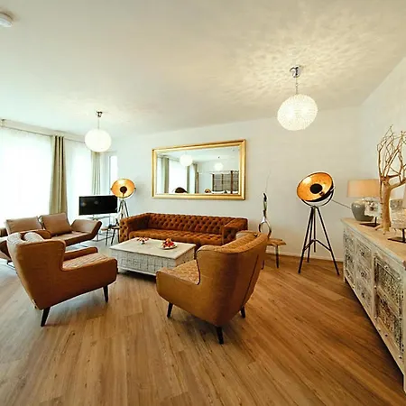 Fuer 6 Personen In * Strausberg